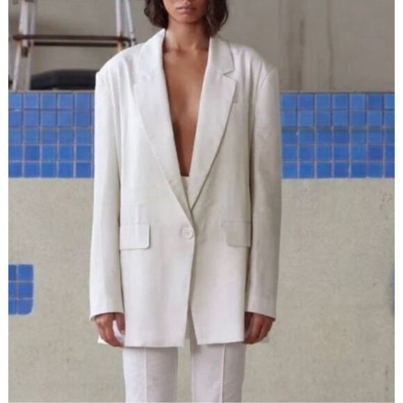 NWT PIPPA The Label Marlow Oversized Blazer In White Size Small MSRP $270 - Picture 1 of 9